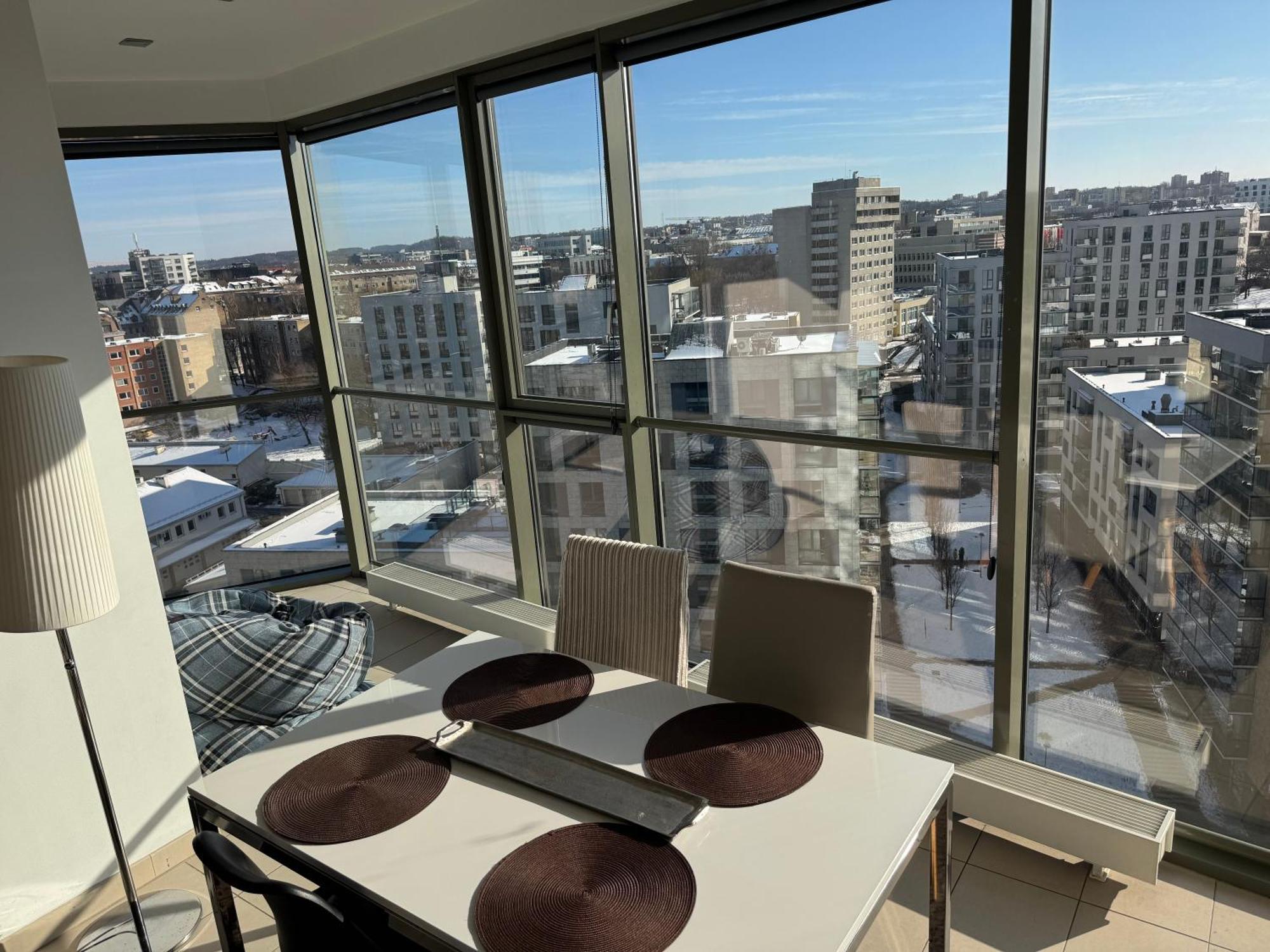 Апартаменты Helios Luxury In Skyscraper